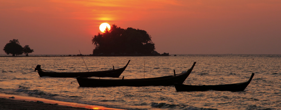 Nai Yang Beach