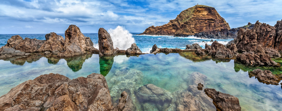 Piscine naturelle de lave