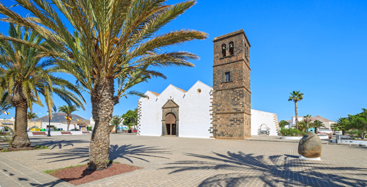 Iglesia de Nuestra Senora de la Candelaria im Zentrum von La Oliva