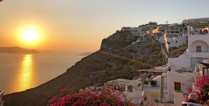Coucher du soleil à Fira