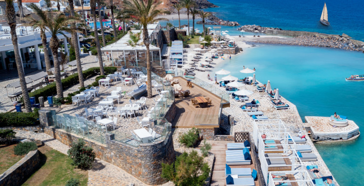 Radisson Blu Beach Resort