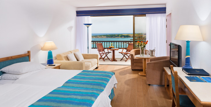 Studio - Coral Beach Hotel & Resort
