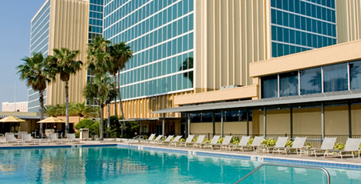 Doubletree Hotel At Universal Entrance Orlando Ses Environs   108458 