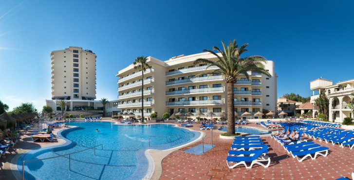 Hotel Puente Real