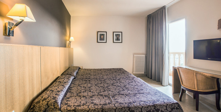Doppelzimmer - Hotel Alba Seleqtta