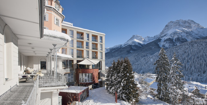 Hotel Belvédère (inkl. Skipass (Wi) / Bergbahnen (So) und Bad Scuol)