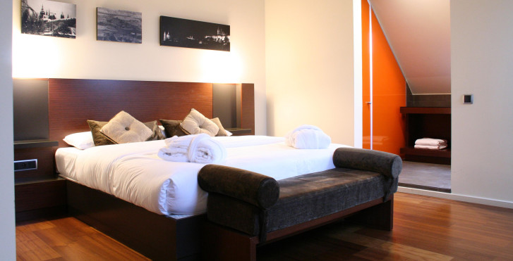 987 Prague Hotel