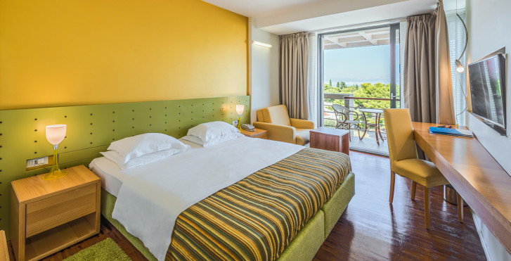 Doppelzimmer Superior - Hotel Amor**** - Holiday Village Velaris