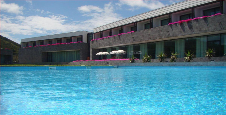 Graciosa Resort