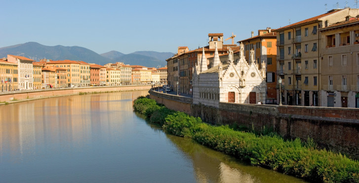 Pisa am Fluss Arno