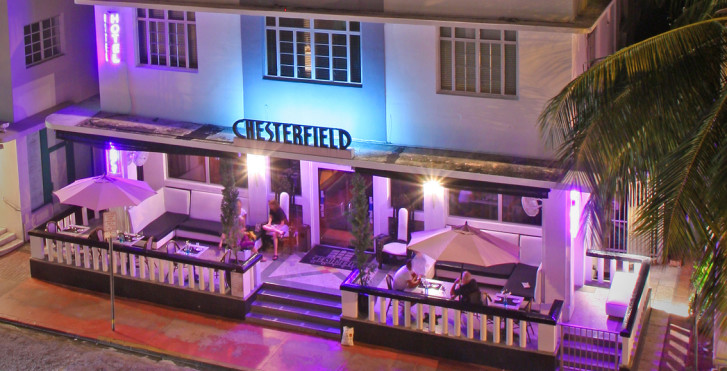 Chesterfield Hotel & Suites