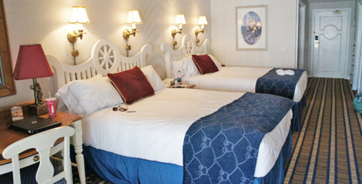 Disney's Yacht Club Resort Package
