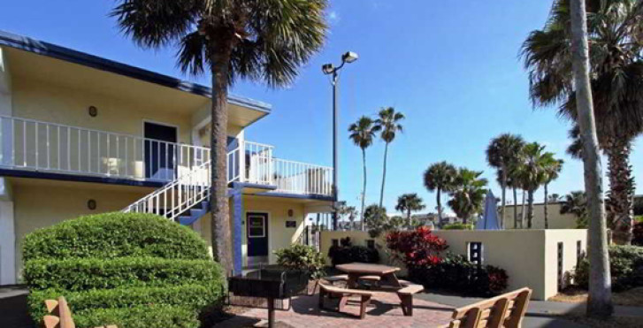 Holiday Inn Express & Suites Oceanfront, Daytona Beach