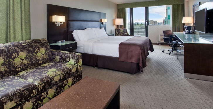 Holiday Inn Vancouver Centre