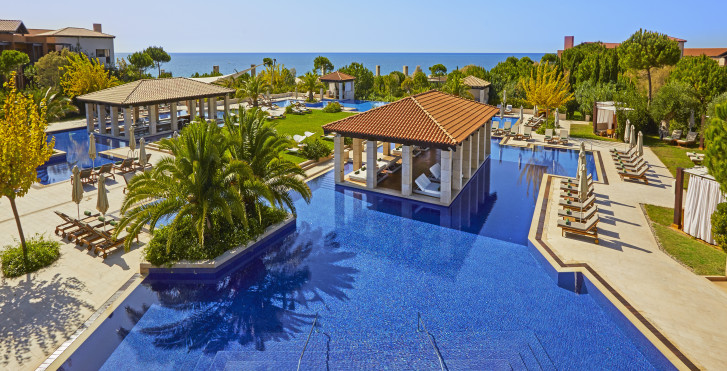 The Romanos, a Luxury Collection Resort