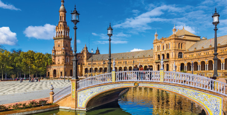 Sevilla: Plaza Espana - Fly & Drive Andalusien