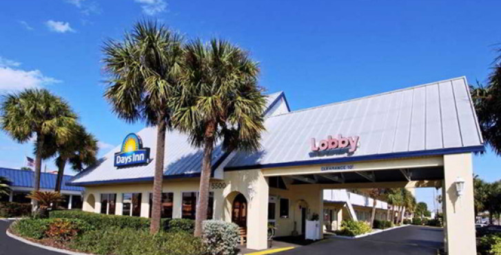 Days Inn Cocoa Beach Pier North Florida Beaches Vacances Migros   348523 