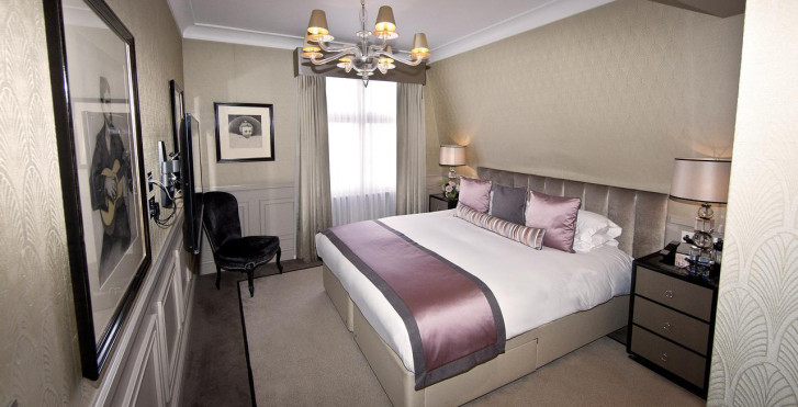 Chambre double - St. James Hotel & Club