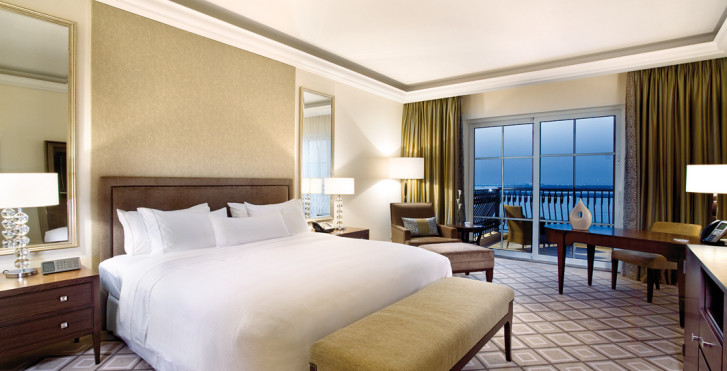 Deluxe Sea View - The Westin Dubai Mina Seyahi Beach Resort & Marina