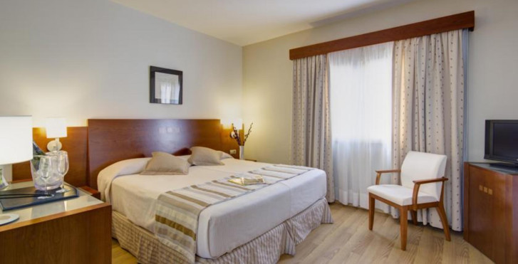 Doppelzimmer - Hotel Menorca Patricia