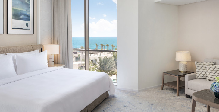 Executive Suite - Address Beach Resort Fujairah