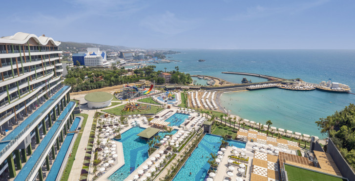 Mylome Luxury Hotel & Resort