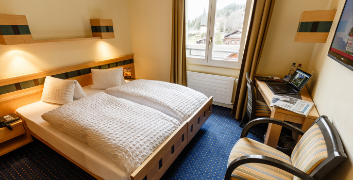 Doppelzimmer Comfort - Arenas Resort Victoria-Lauberhorn - Skipauschale