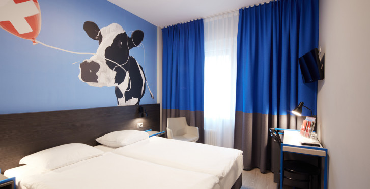 Hotel Crystal