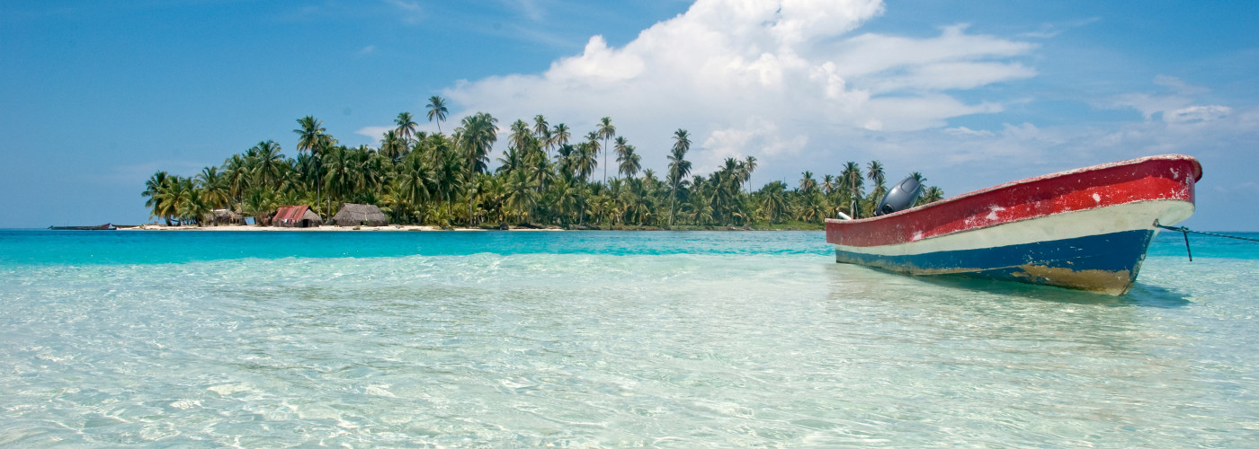Boot vor der Insel San Blas