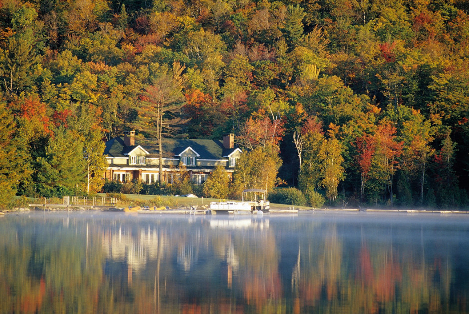 Lacàl’EauClaire Montréal (Canada)