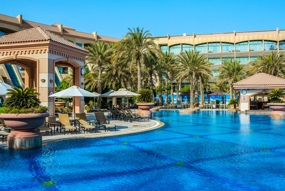 Al Raha Beach Hotel Villas