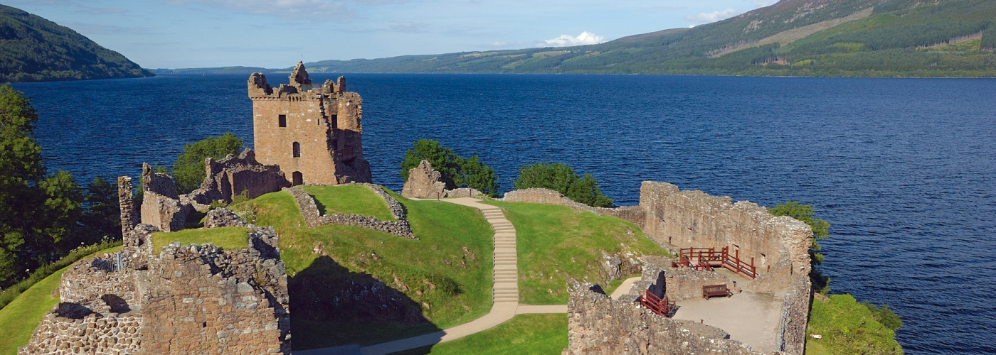 Urquhart Castle beim Loch Ness